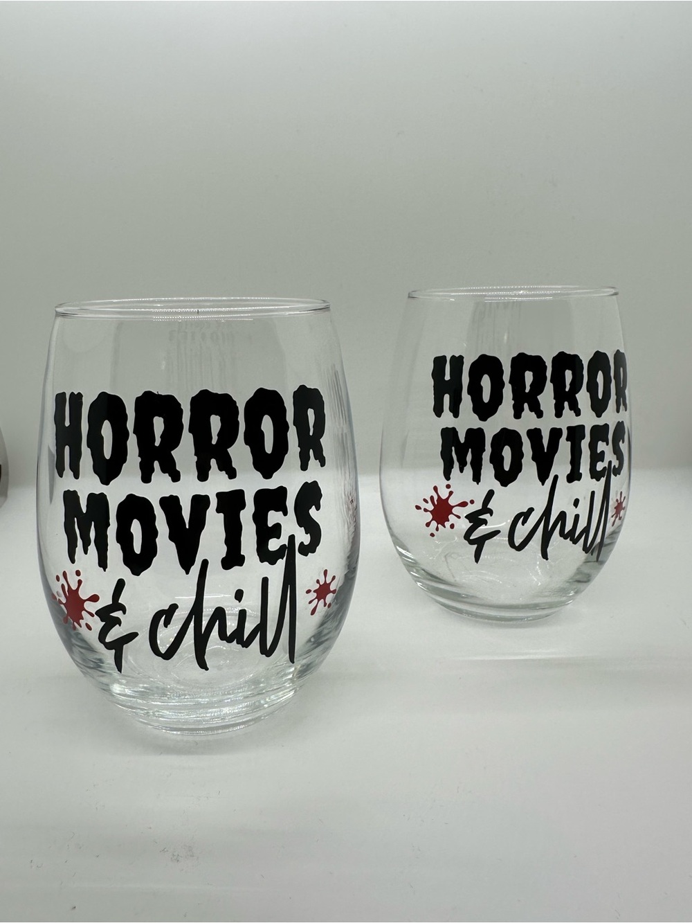 Horror Movies & Chill Stemless Wine Glass - Clear with Black & Red Graphic